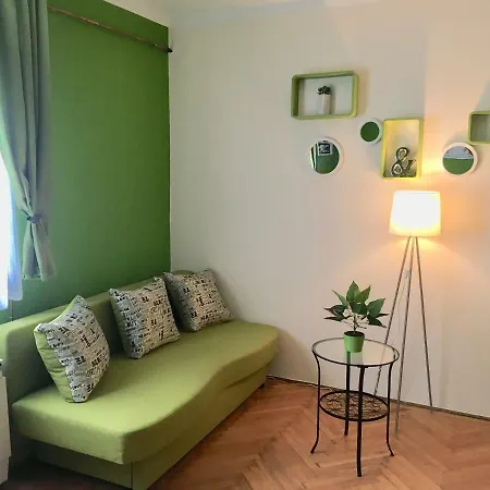 Апартаменты Chic&town Cosy Green *